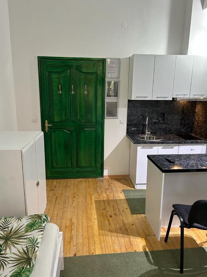 Guesthouse Hurma Rooms SJJ Buitenkant foto
